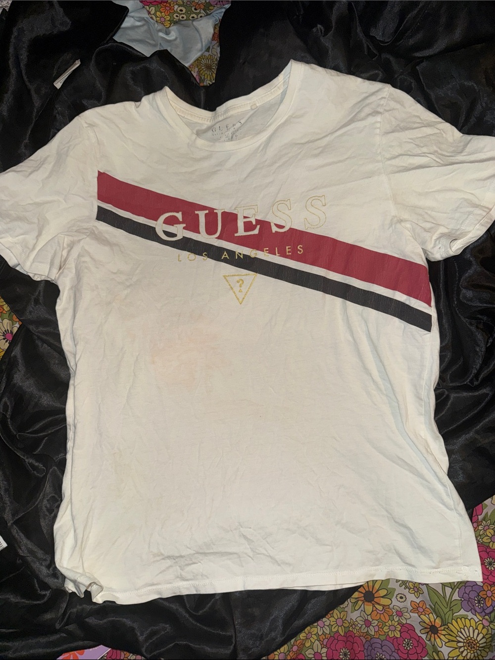 Guess Los Angeles T-Shirt!!!